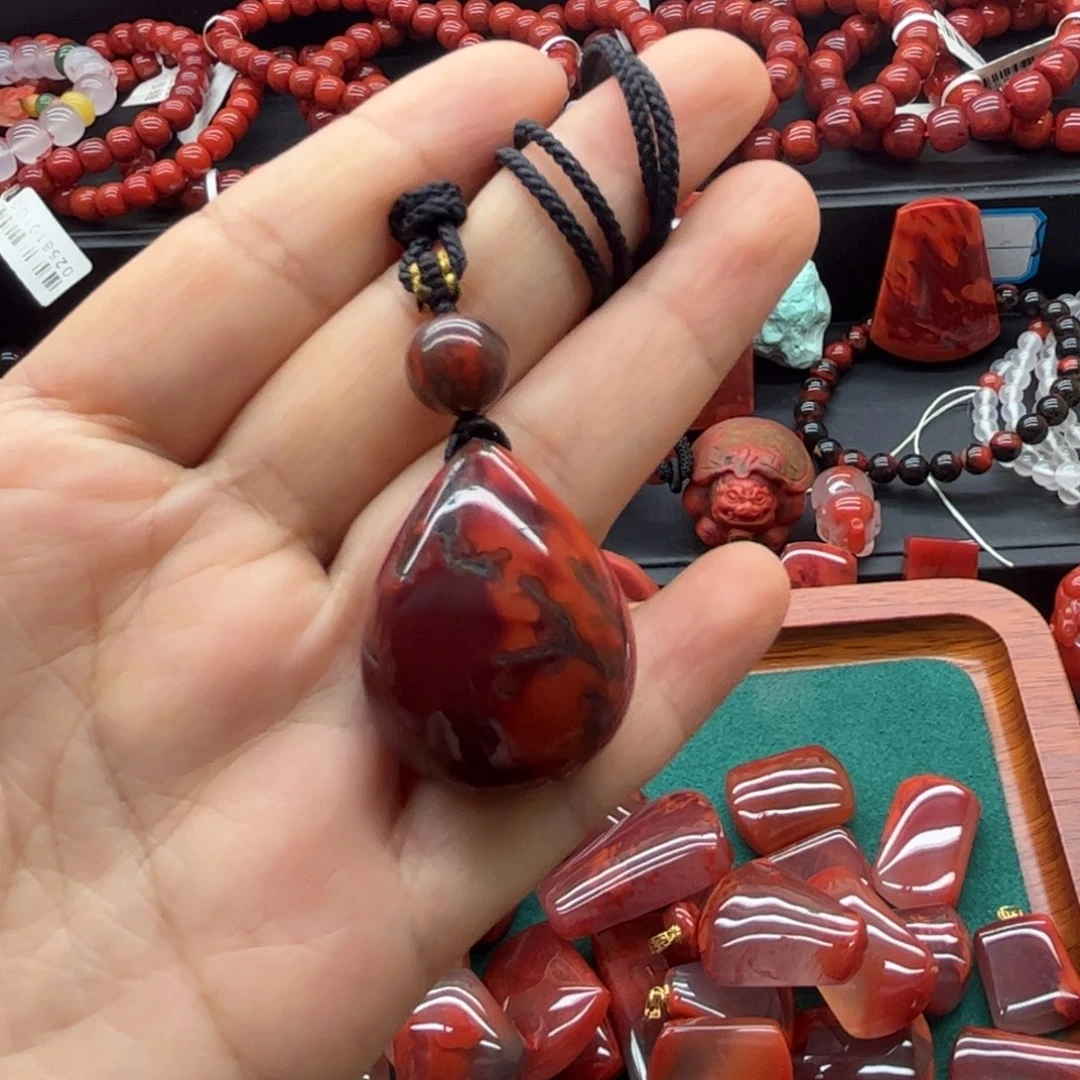 清***醉南红玛瑙未镶嵌配饰