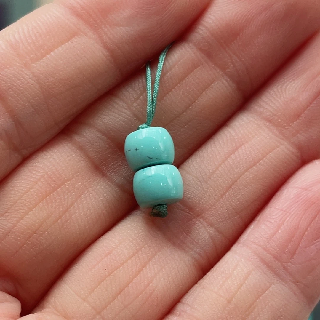 绿松石颈饰未镶嵌