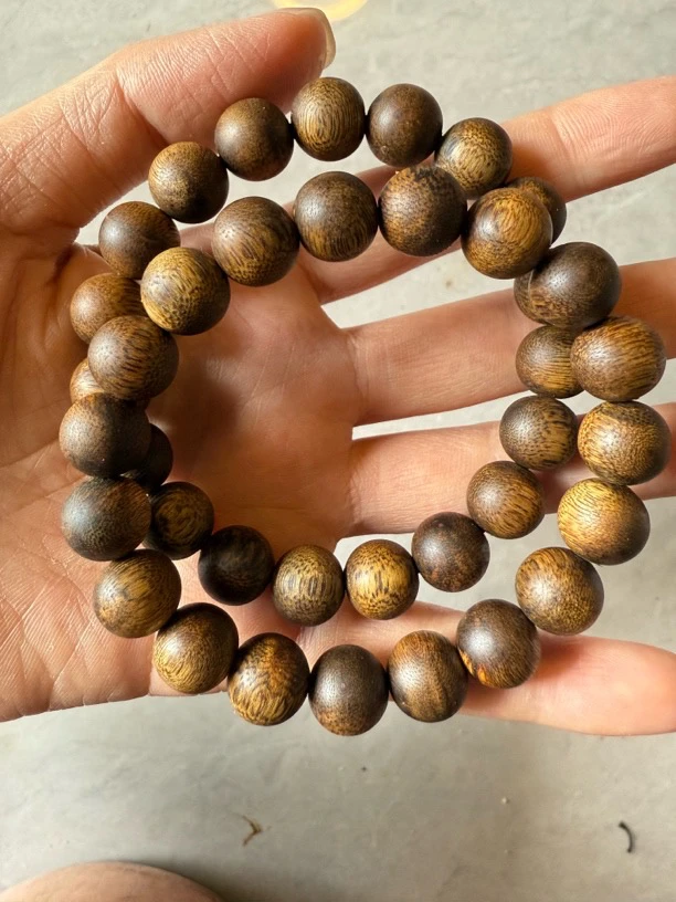 奇楠沉香陆河1.1*9圆珠 单圈多样性发1