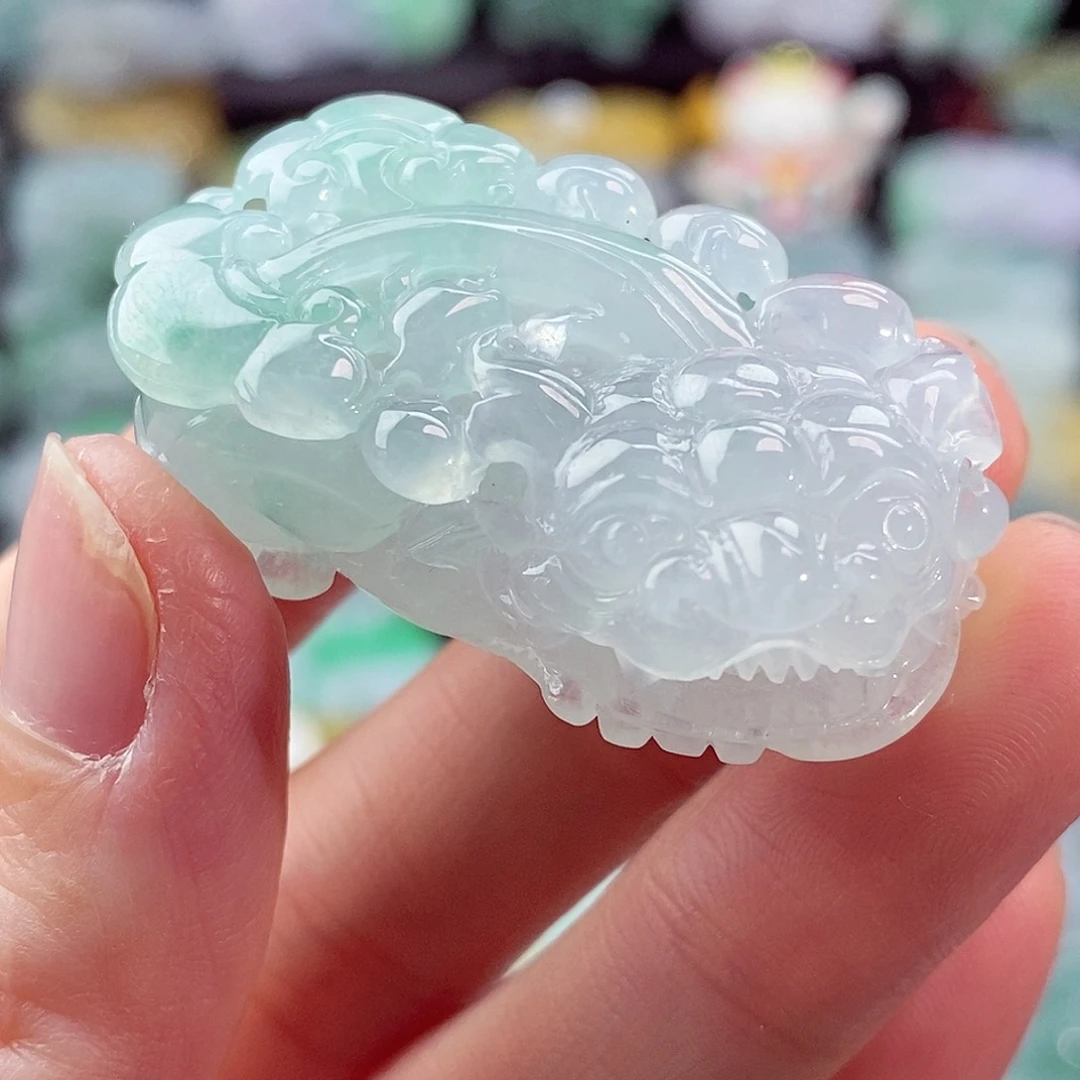 颈饰未镶嵌翡翠天然