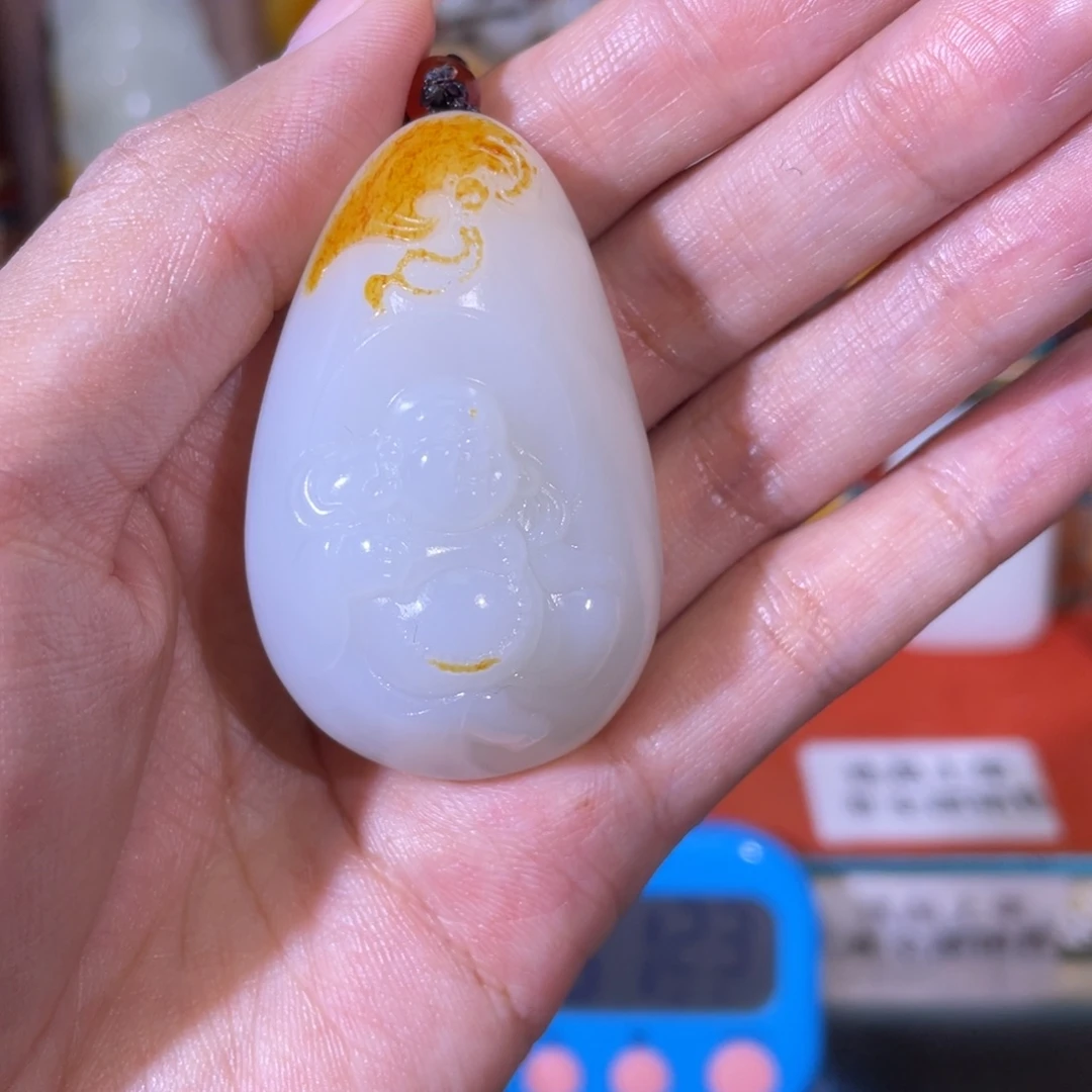 墨***。和田玉未镶嵌挂件