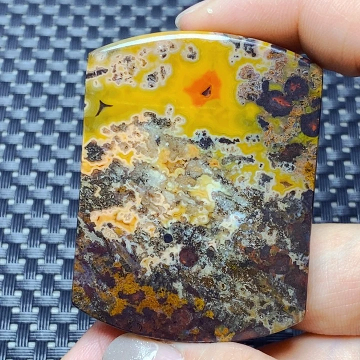 玛瑙/玉髓颈饰未镶嵌水*