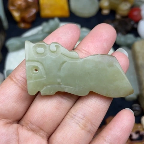 和田玉未镶嵌颈饰7