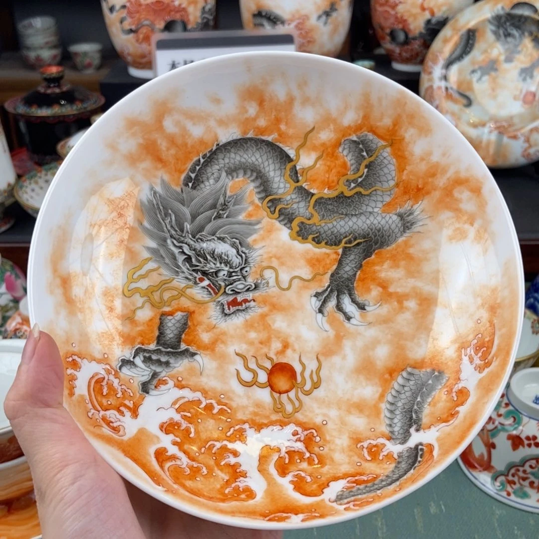 陶瓷的设计师是一个人