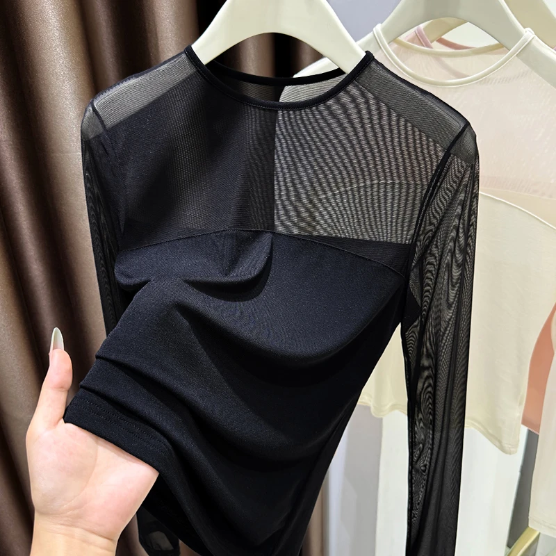 黑色小圆领网纱拼接长袖打底衫女2025新款修身T恤内搭高级感上衣