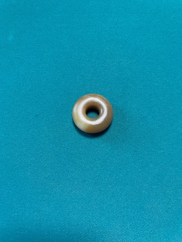 和田玉平安扣小挂件