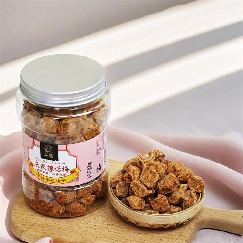 牛浩农家辣话梅休闲零食办公室零食蜜饯麻辣梅咸酸甜辣辣梅子罐装
