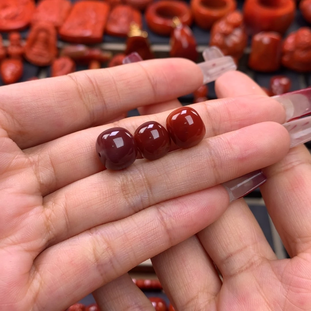 【闪购商品】南红玛瑙M牛血红老型珠未镶嵌兮*土