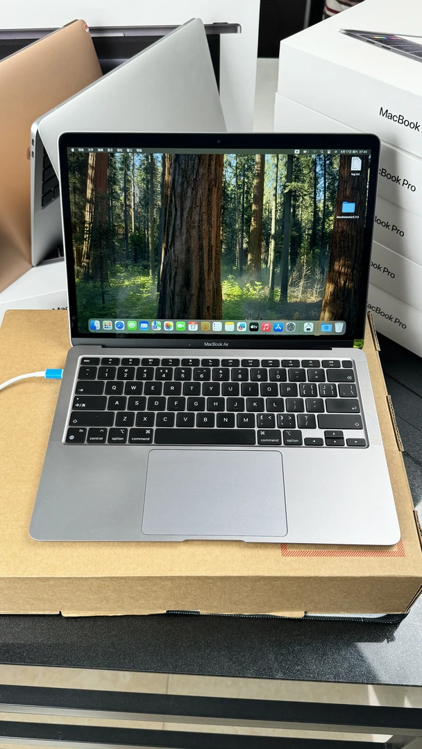 99新 Apple/苹果 笔记本13寸电脑超薄便携M芯片设计办公A2337美版