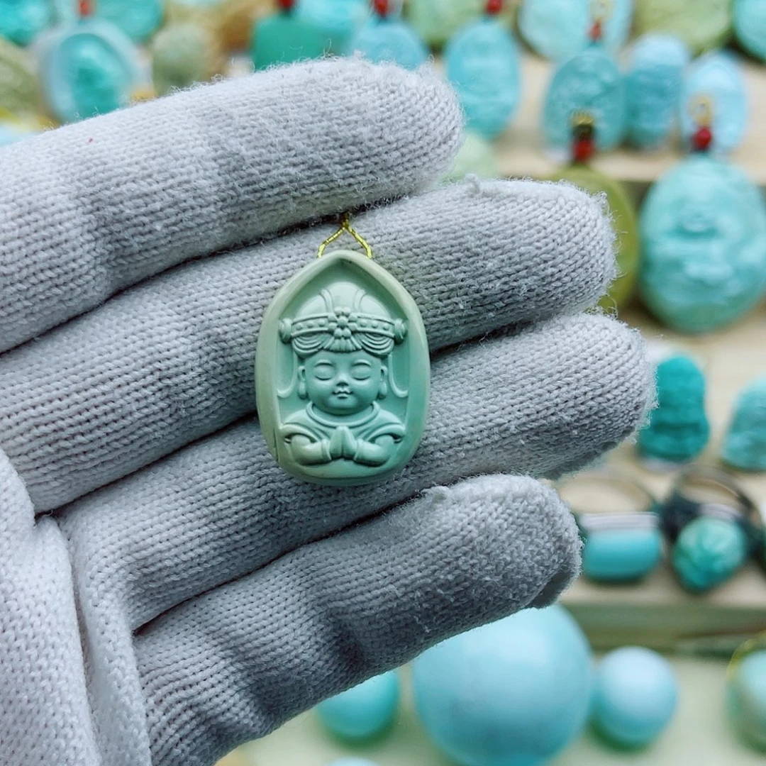 绿松石未镶嵌珠宝奇石