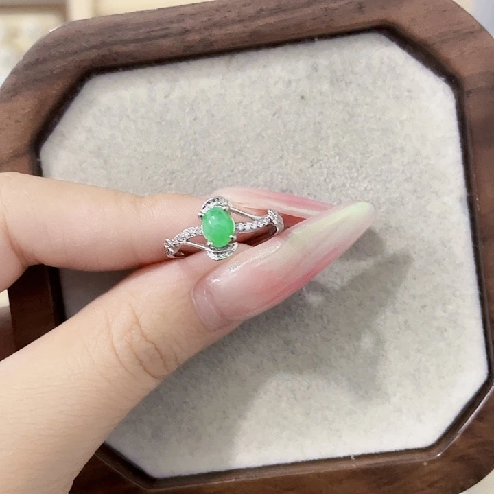 翡翠未镶嵌颈饰天然翡翠Ａ货