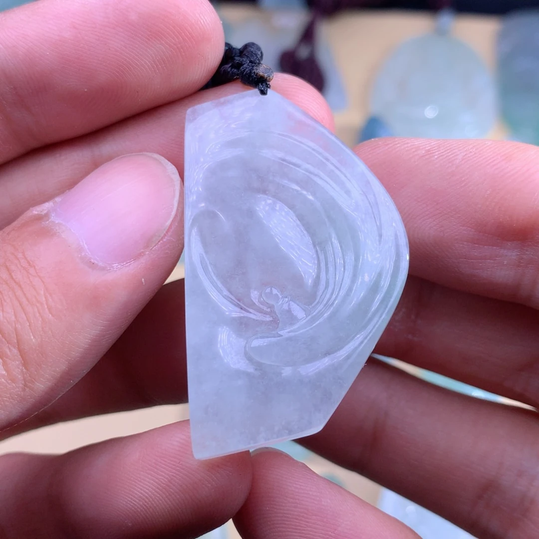 翡翠未镶嵌颈饰天然缅甸A货翡翠