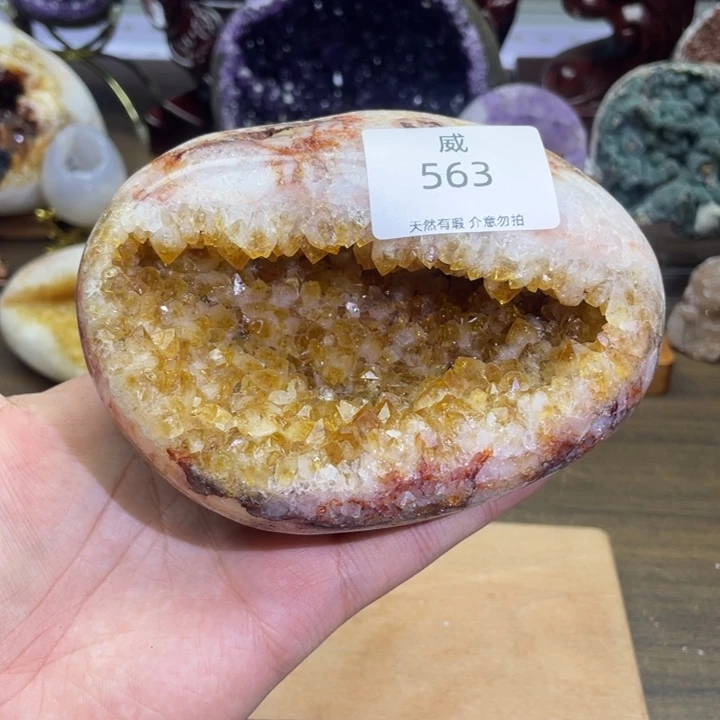 未镶嵌珠宝半成品水晶