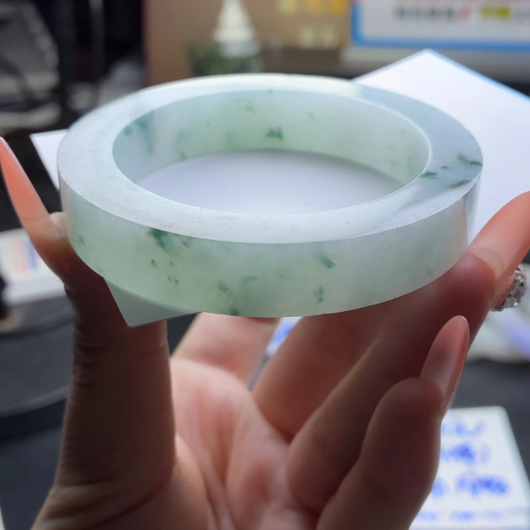 乖***乖定制翡翠未镶嵌翡翠