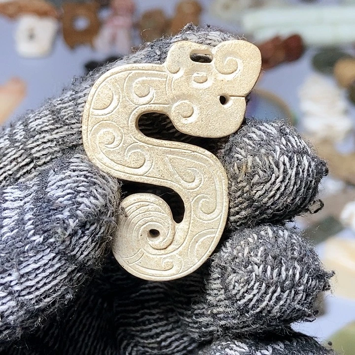 和田玉未镶嵌颈饰62