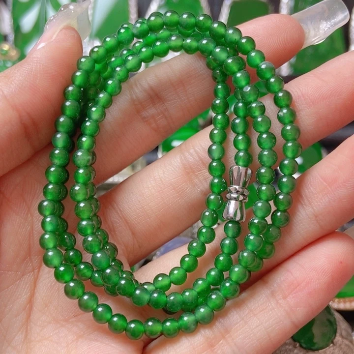 翡翠颈饰未镶嵌