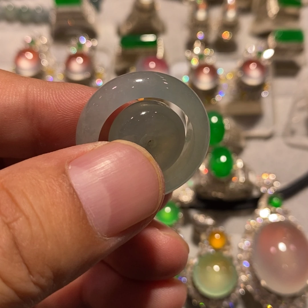 未镶嵌定制翡翠冰晴18.5mm