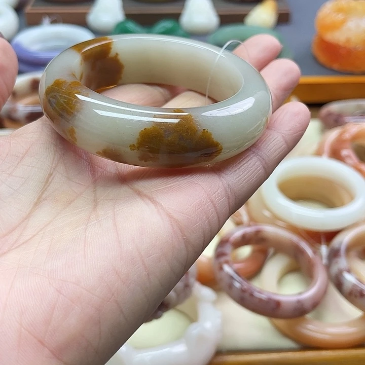 未镶嵌手镯石英质玉宇****乐