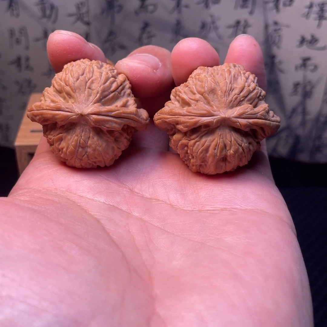 吊坠文玩核桃全品闷白40