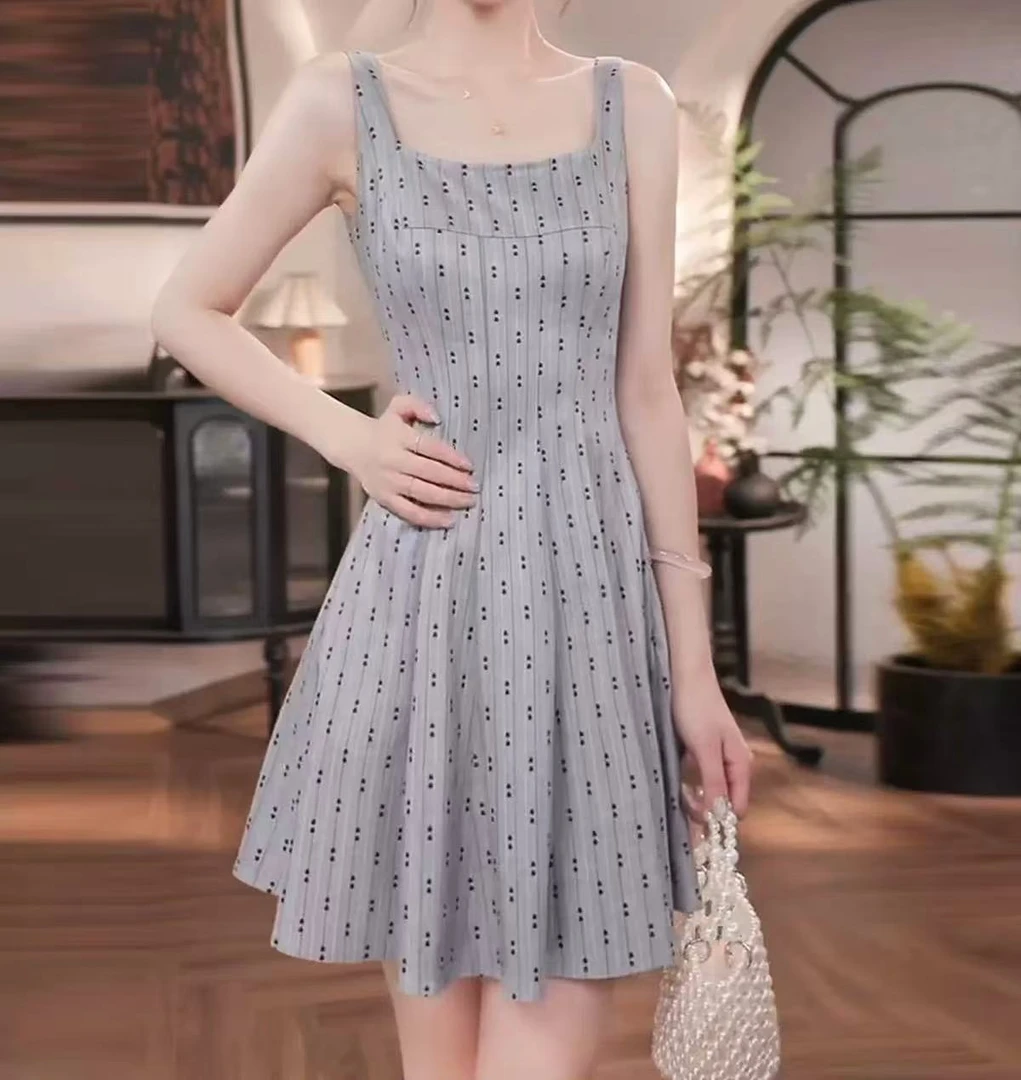 薇宝儿塔塔-【罗曼庄园】原创新款显瘦时尚连衣裙-54828F-54829F