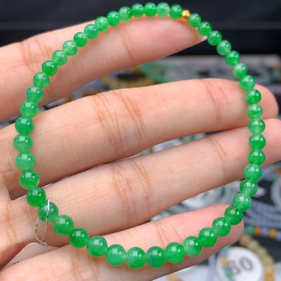 翡翠手链未镶嵌卡