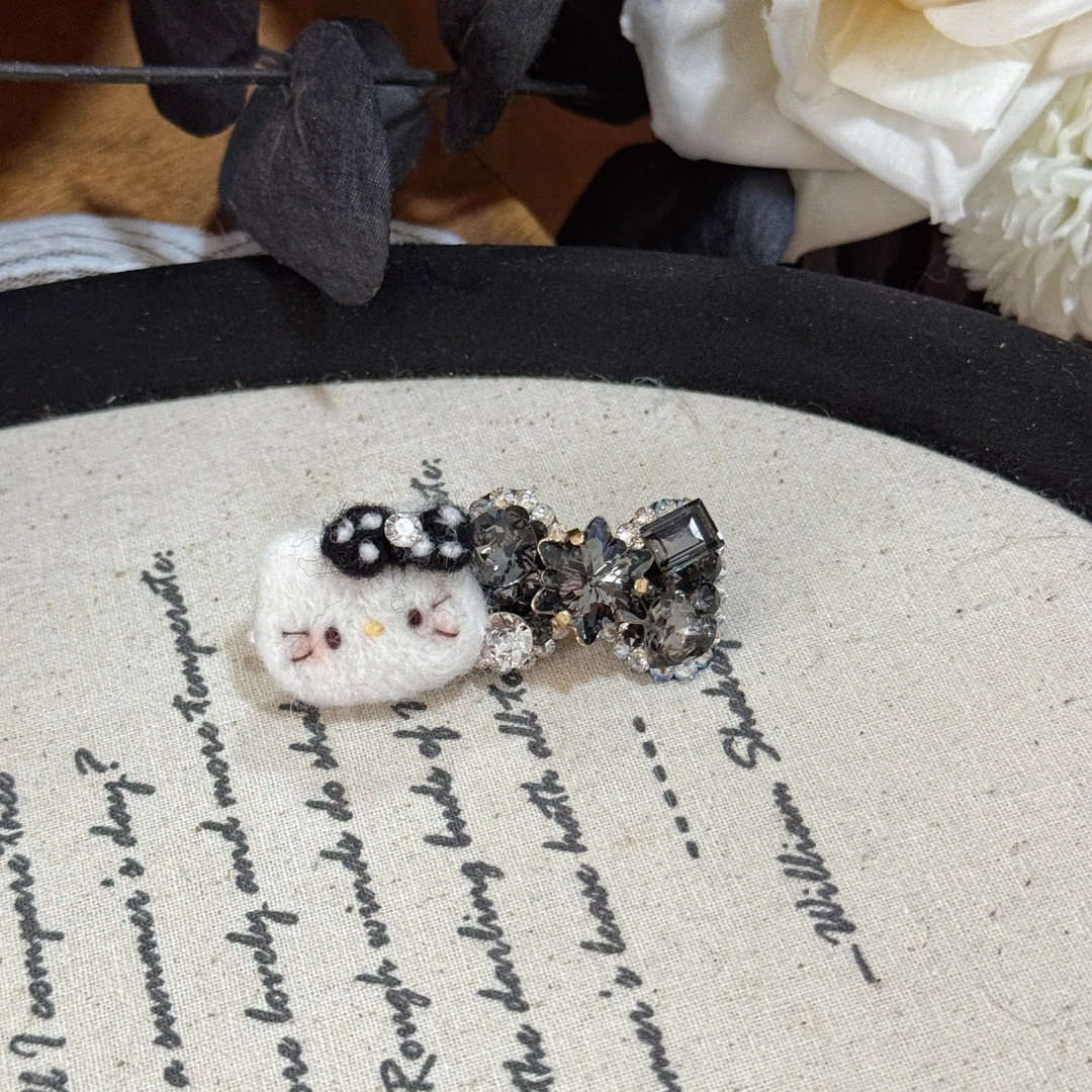 黑色可爱小猫咪施华洛宠物发夹