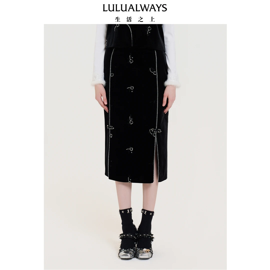 LULUALWAYS25秋季新款新中式古典韵味黑色丝绒盘扣半身裙OQC4018