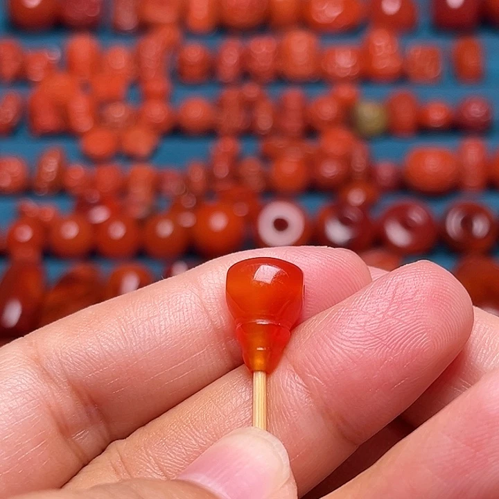 南红玛瑙未镶嵌配饰冰红三通9.5mm