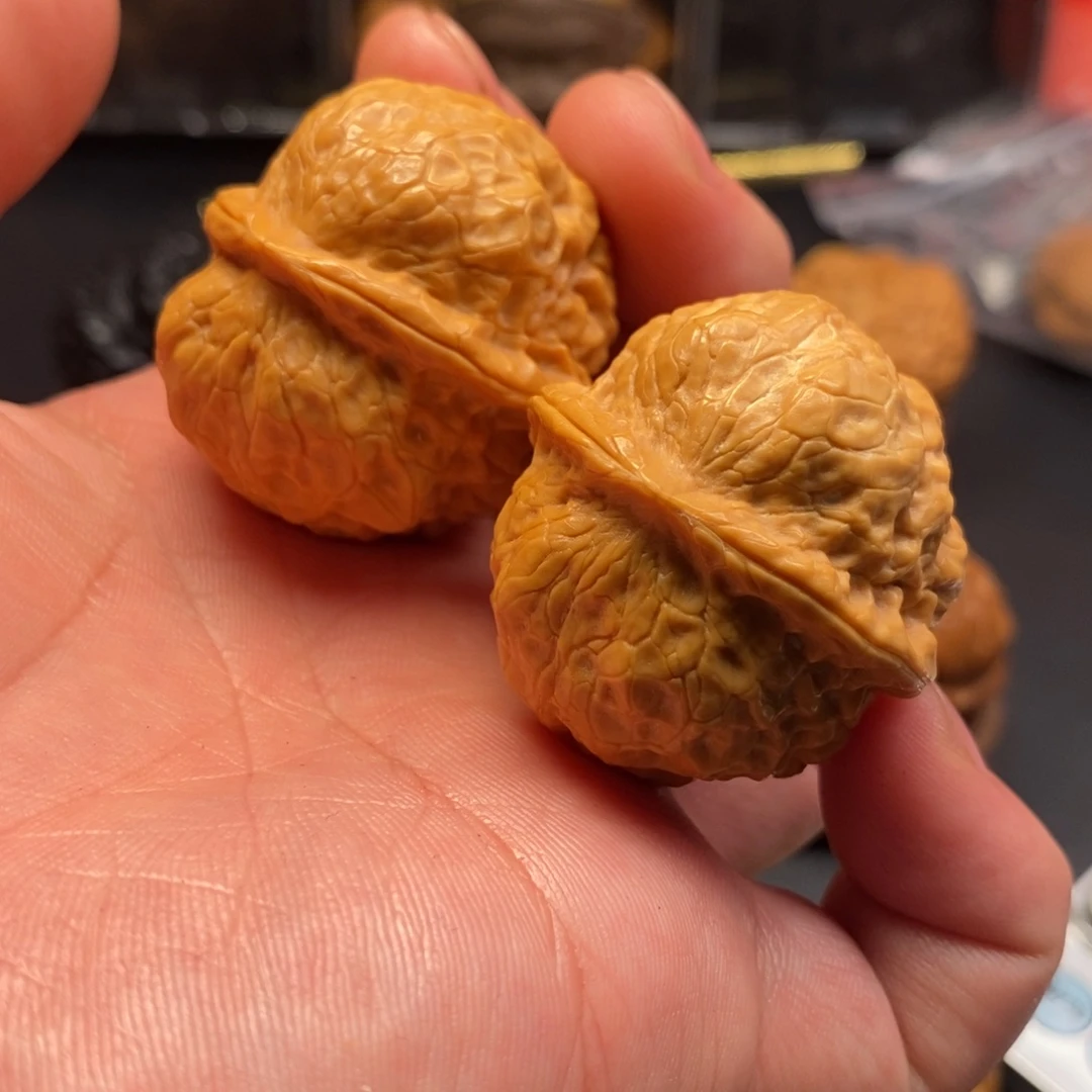 把件文玩核桃铁龙骨