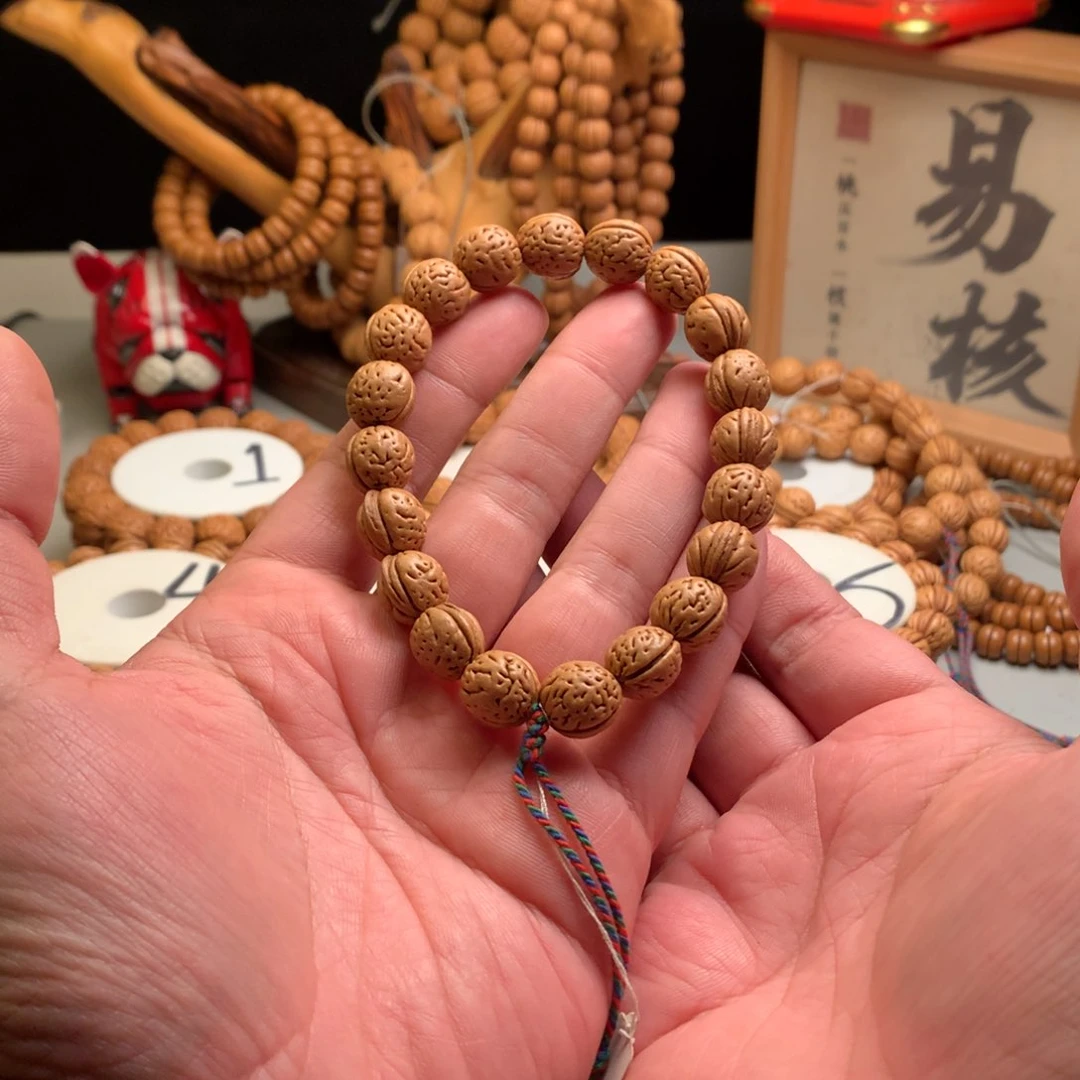 桃核手串【小龙蛋】1.3小桃核手持