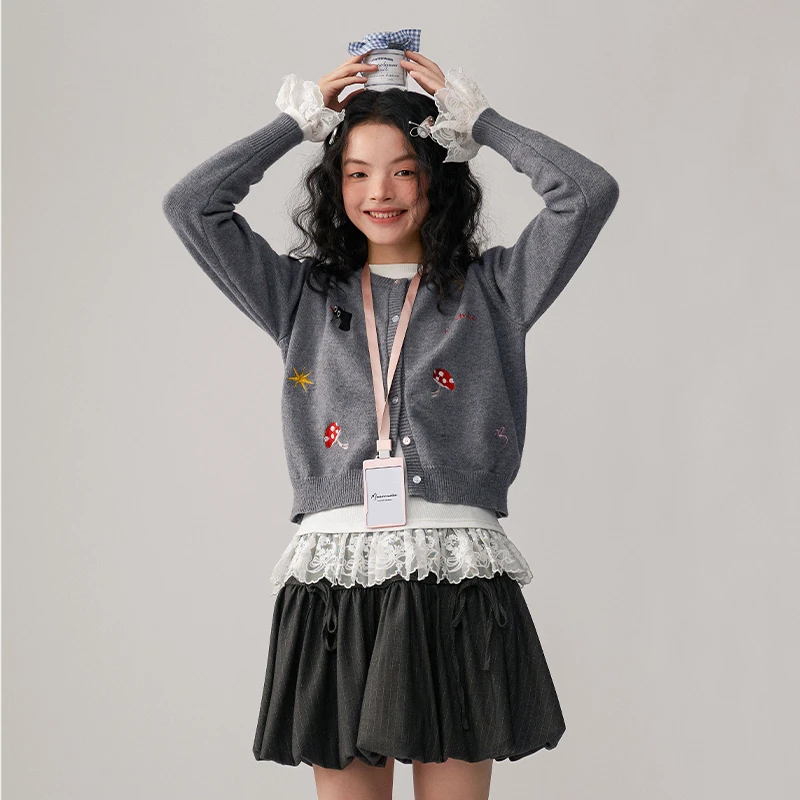 玛速主义冬季短款灰色毛衣开衫2025年新款提花针织衫百搭上衣女