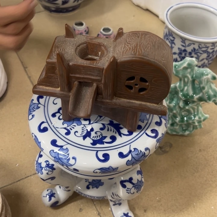 瓷片微瑕。。。。。。。。。。。。