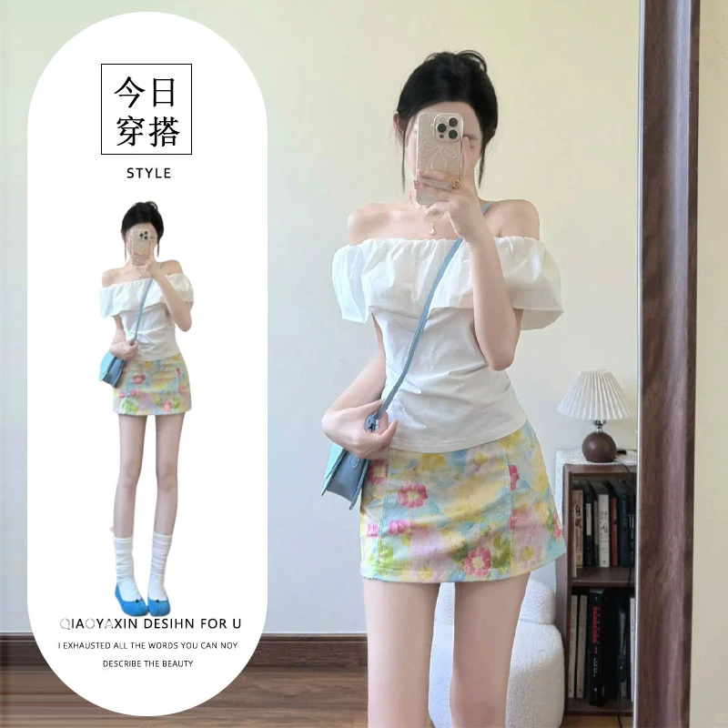2025超火穿搭一整套夏季新款韩版荷叶边一字肩上衣碎花短裙两件套