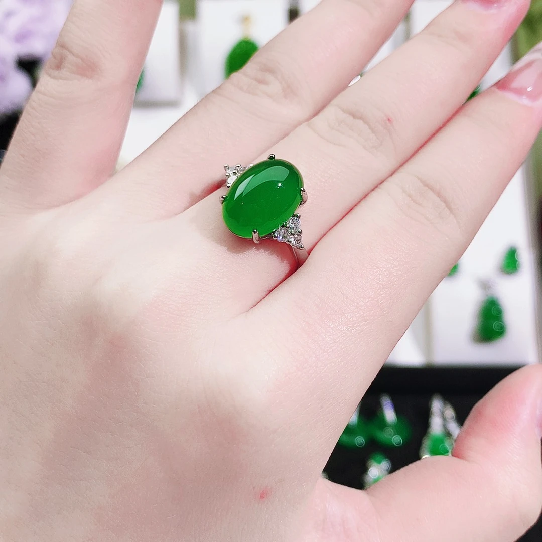 玛瑙/玉髓颈饰未镶嵌纯天然珠宝玉石三钻戒指新999
