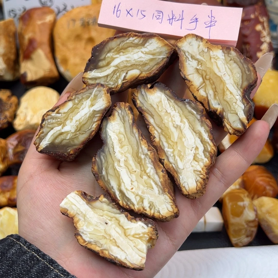 定制琥珀未镶嵌蜜蜡