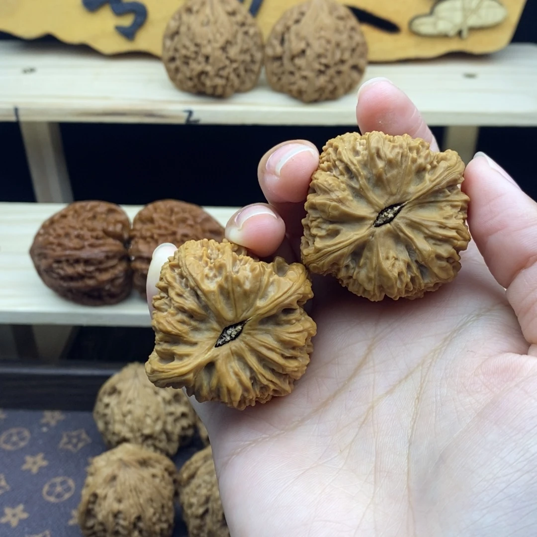 人***技吊坠柏香籽/百香籽