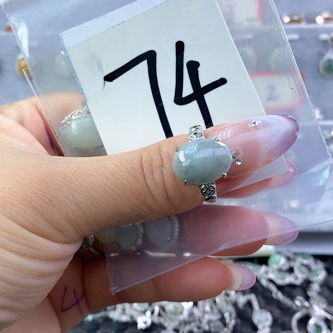 翡翠未镶嵌戒指缅甸