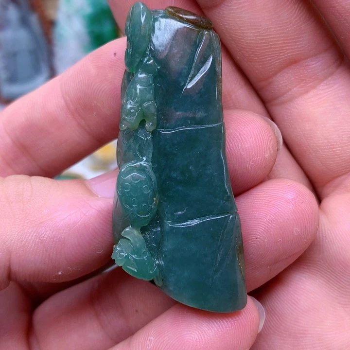 颈饰未镶嵌翡翠翡翠