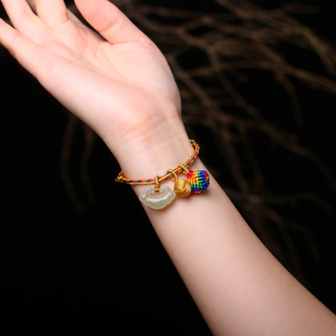 【泓贝珠宝-M502】和田玉金榜高中心想事成手工编织端午五彩绳