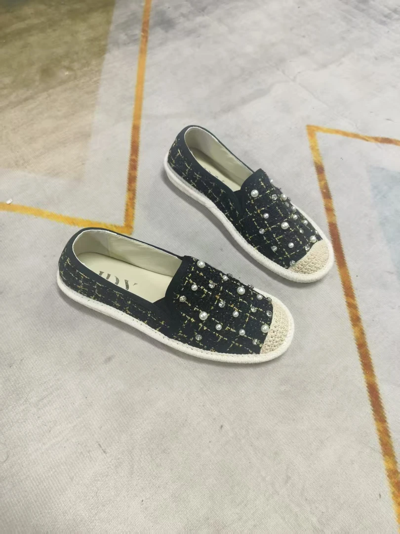 9892-73 女新款年轻款一脚蹬软底轻便不累麻防滑透气渔夫鞋