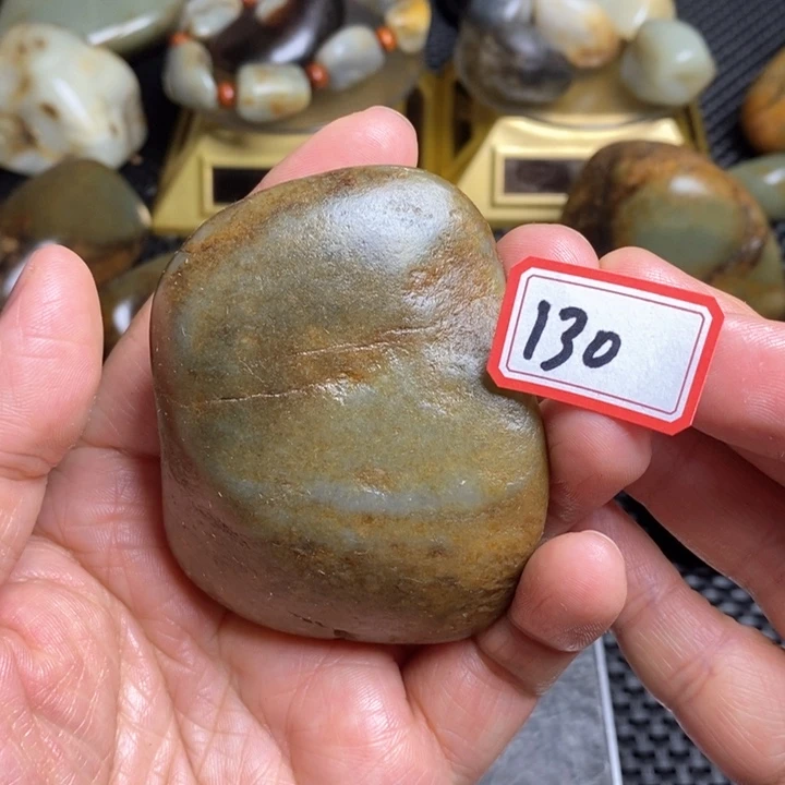 未镶嵌和田玉把件130