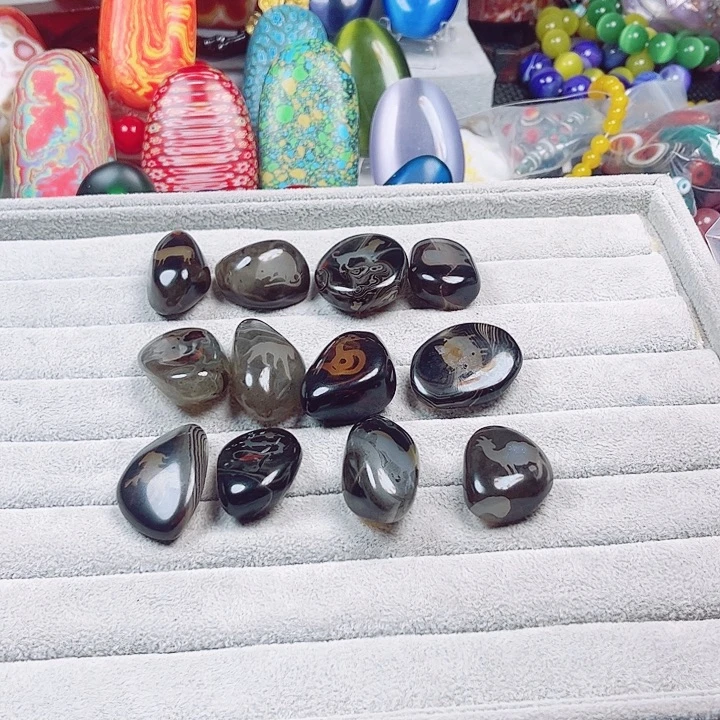 红***蜓玛瑙/玉髓挂件未镶嵌