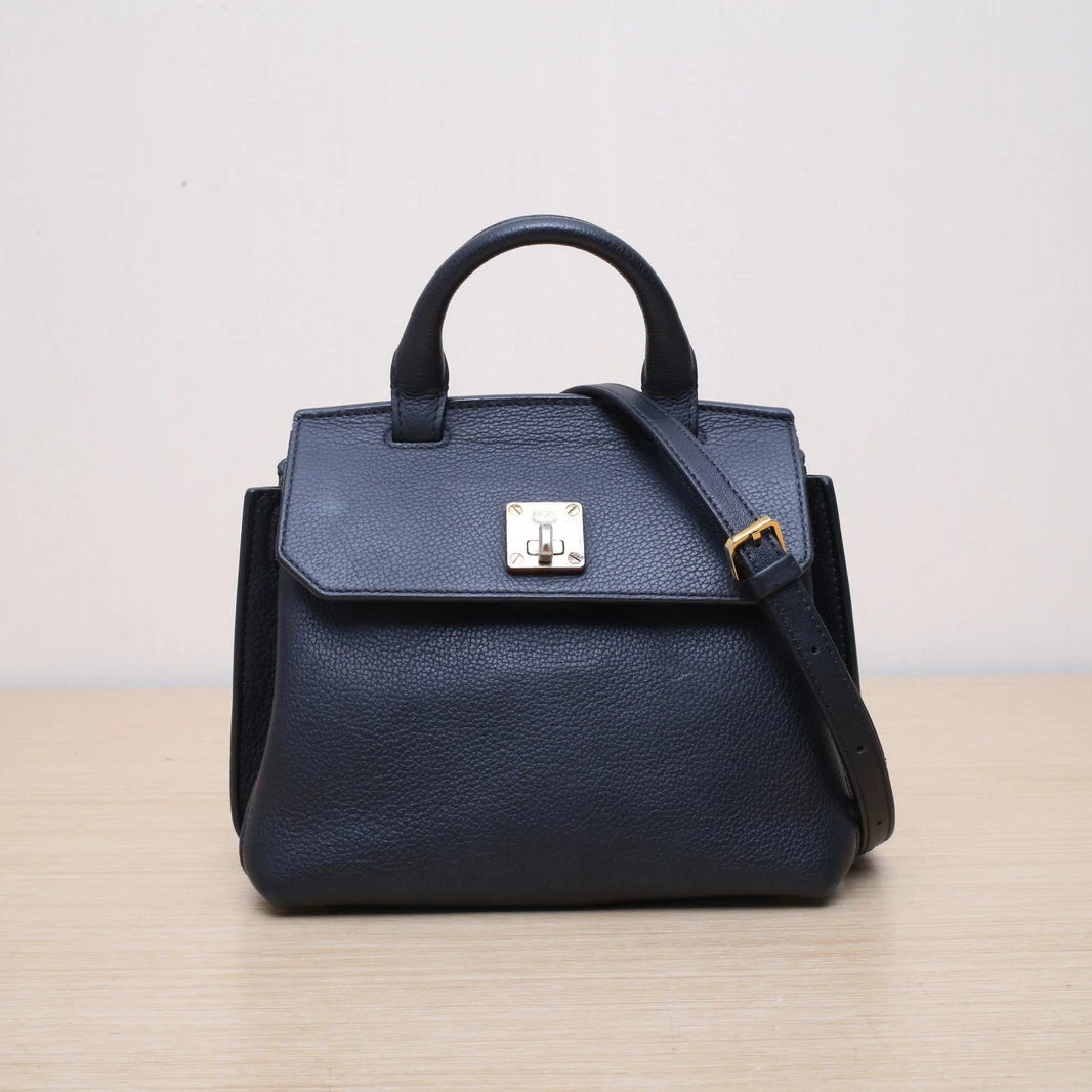 95新 MCM 小花Jerry活动 黑色 皮革C 手提 单肩包