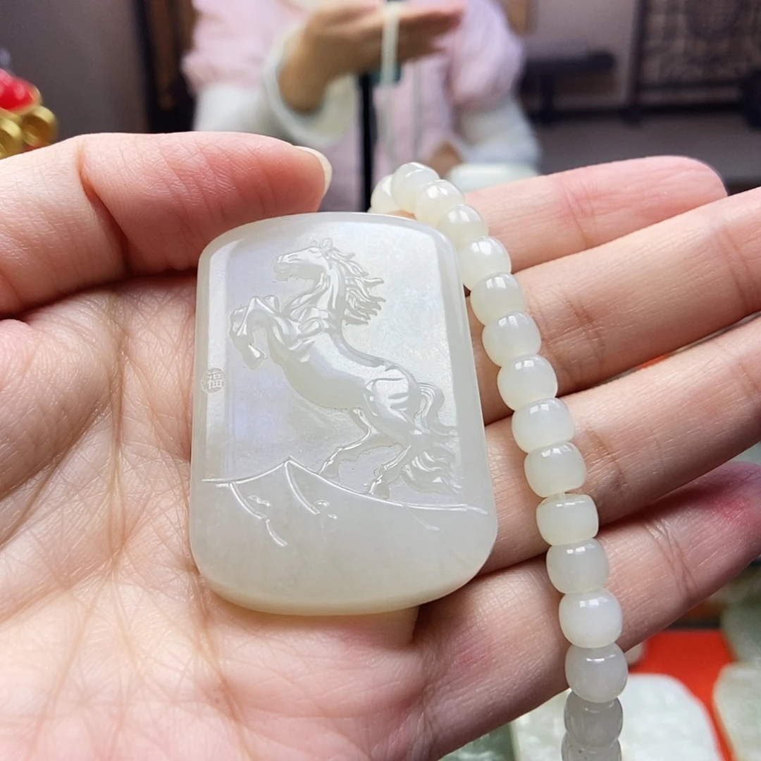 颈饰未镶嵌和田玉李*生