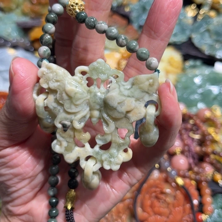 岫玉未镶嵌岫玉吊坠