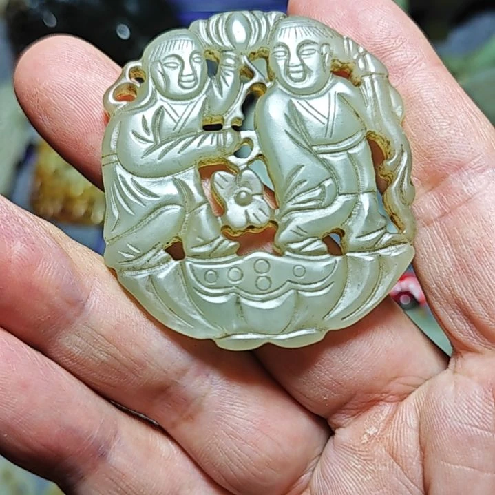 颈饰未镶嵌和田玉