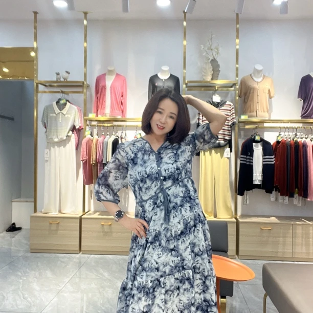 春夏V领收腰印花中长款时尚夏季连衣裙气质显瘦复古