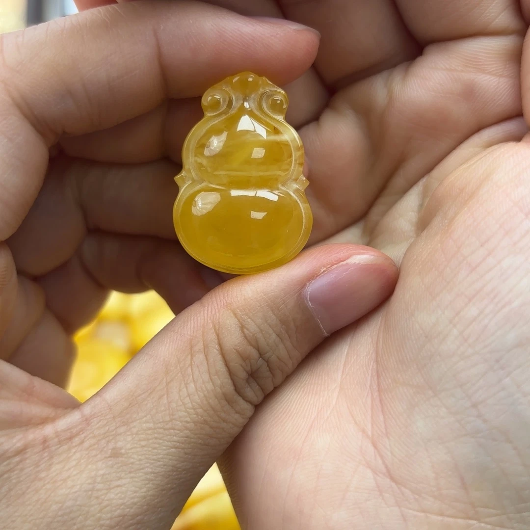 未镶嵌蜜蜡珠宝奇石