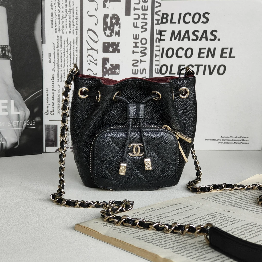 95新 Chanel/香奈儿 22B黑金荔枝牛皮抽绳mini水桶斜挎包 42994