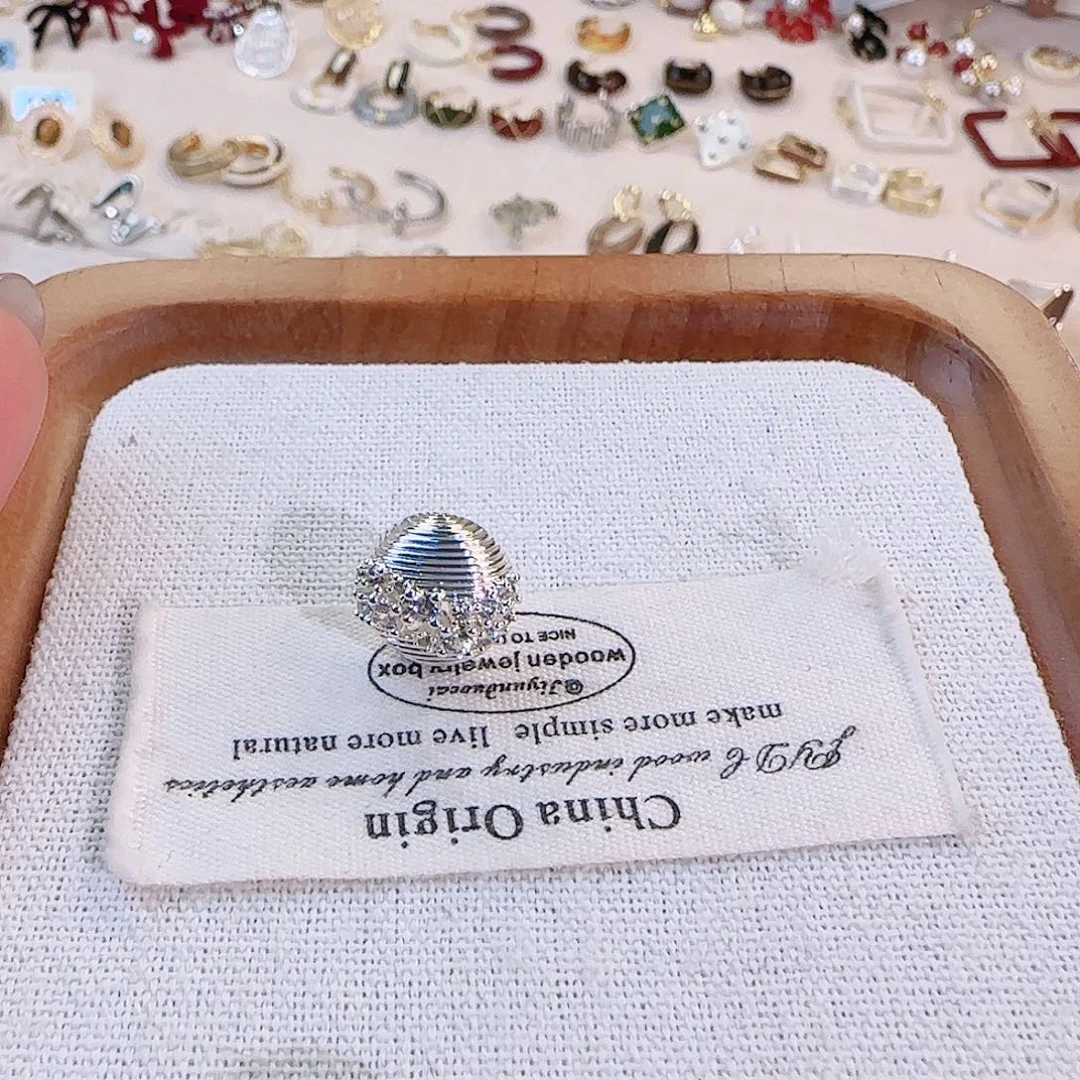 仿珍珠铜合金925银耳钉